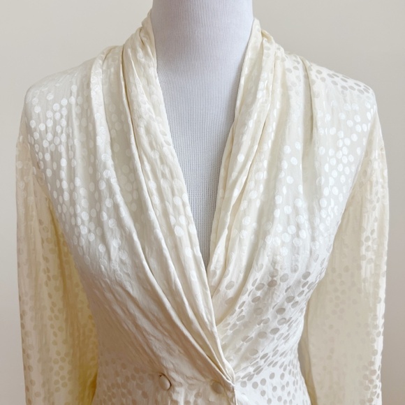 Vintage SLB by Sunny Leigh 100% Silk Minimalist Ivory Classic Blouse Top Medium - Picture 4 of 13
